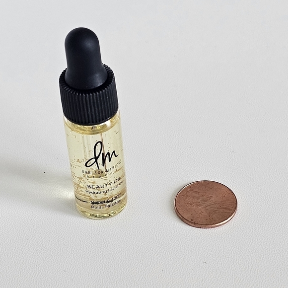 π  4 for $25 π  DANESSA MYRICKS BEAUTY OIL HYDRATING FACIAL OIL - Picture 5 of 8